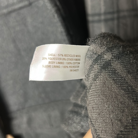 Men’s Old Navy Wool coat - Picture 4 of 4